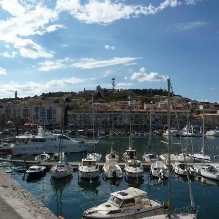 - 4 Pers, 31 M2, 2/1 * Sète