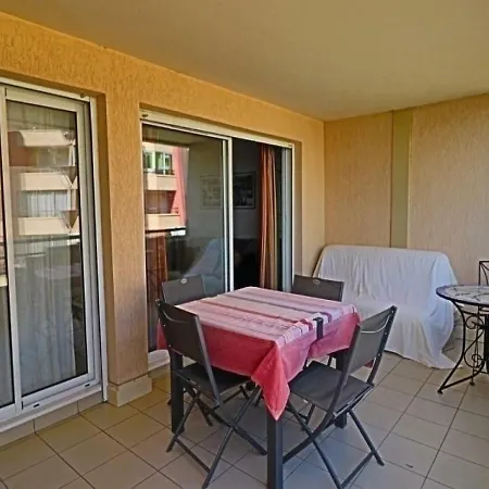 - 4 Pers, 31 M2, 2/1 * Sète